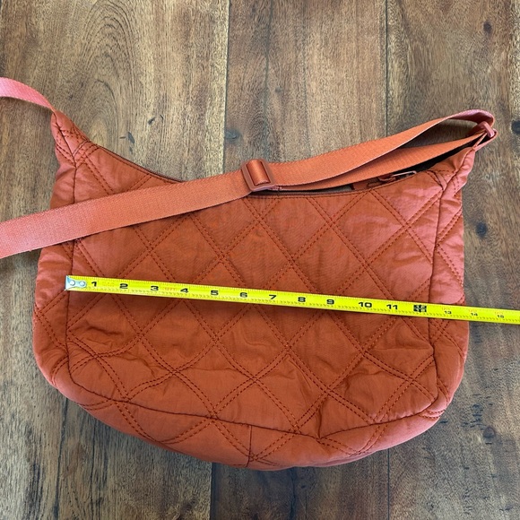 ☀️ Quilted Crossbody Puffer Bag Bundle - Picture 10 of 16